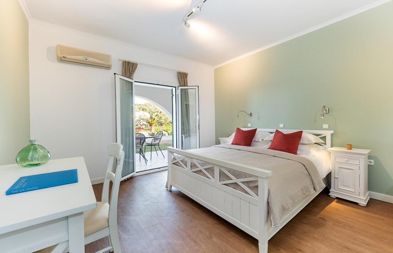 Bella Mare Hotel Kassiopi Buitenkant foto