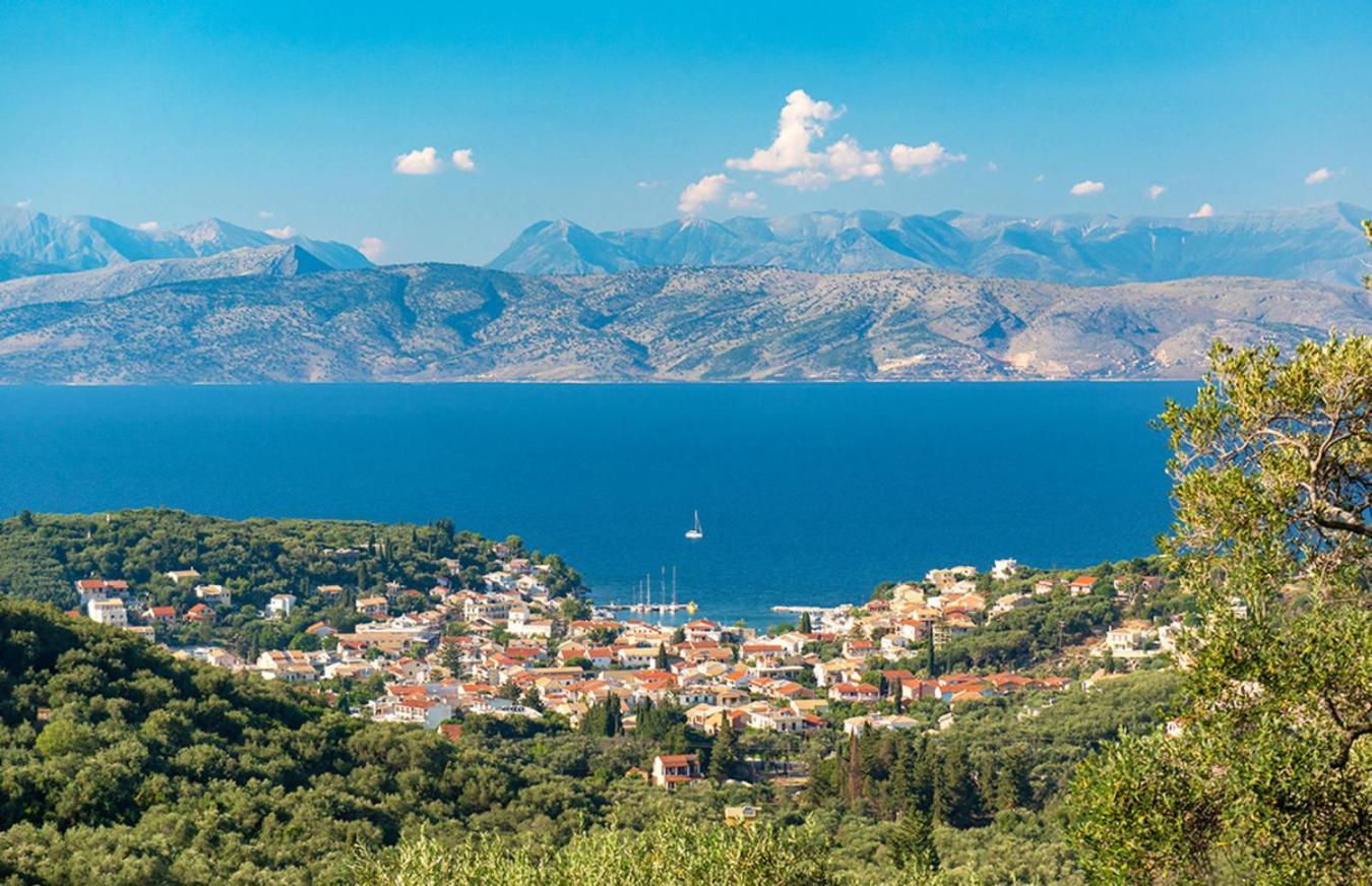 Bella Mare Hotel Kassiopi Buitenkant foto